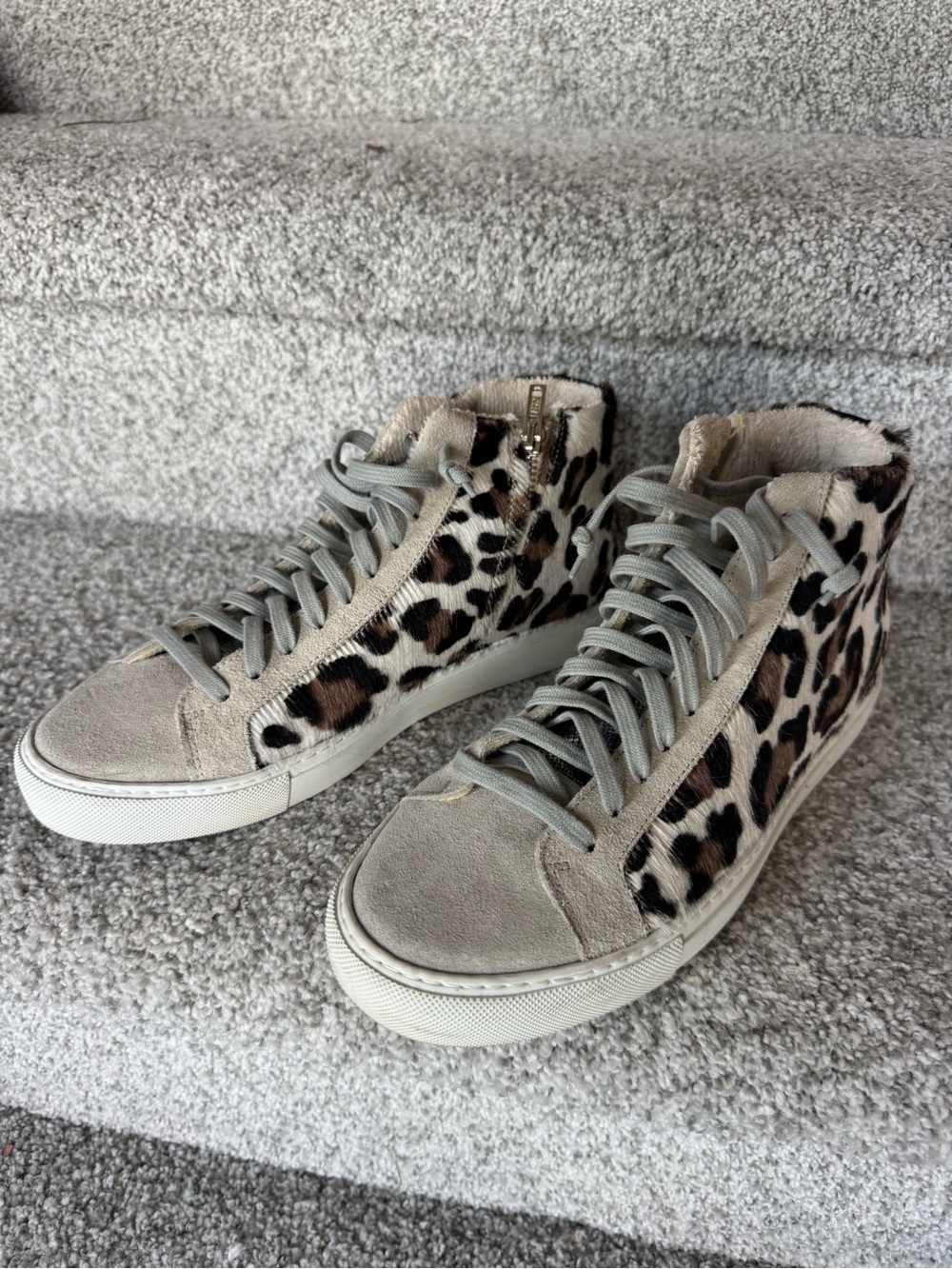 P448 Leopard pony hair high top 39 (8.5)